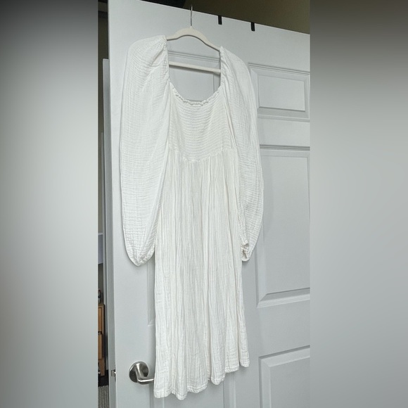 Midi Dress— Puff Sleeve - Picture 3 of 3